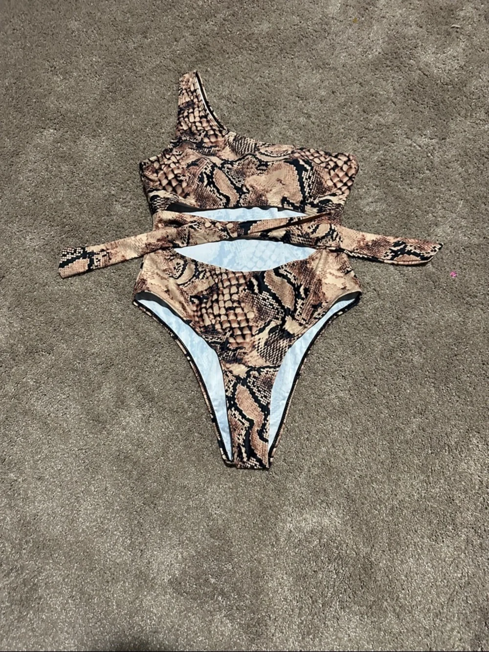 One-Shoulder Snakeskin Print Cutout Swimsuit